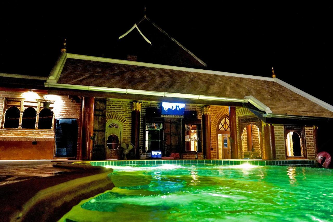 Chateau Orientale Resort Luang Prabang Luaran gambar