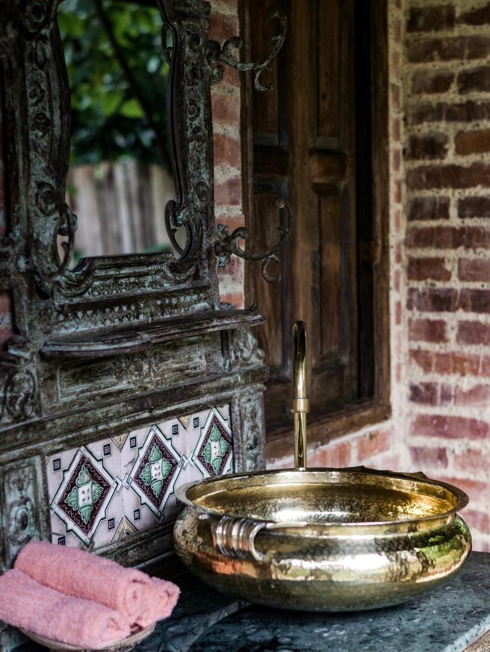 Chateau Orientale Resort Luang Prabang Luaran gambar